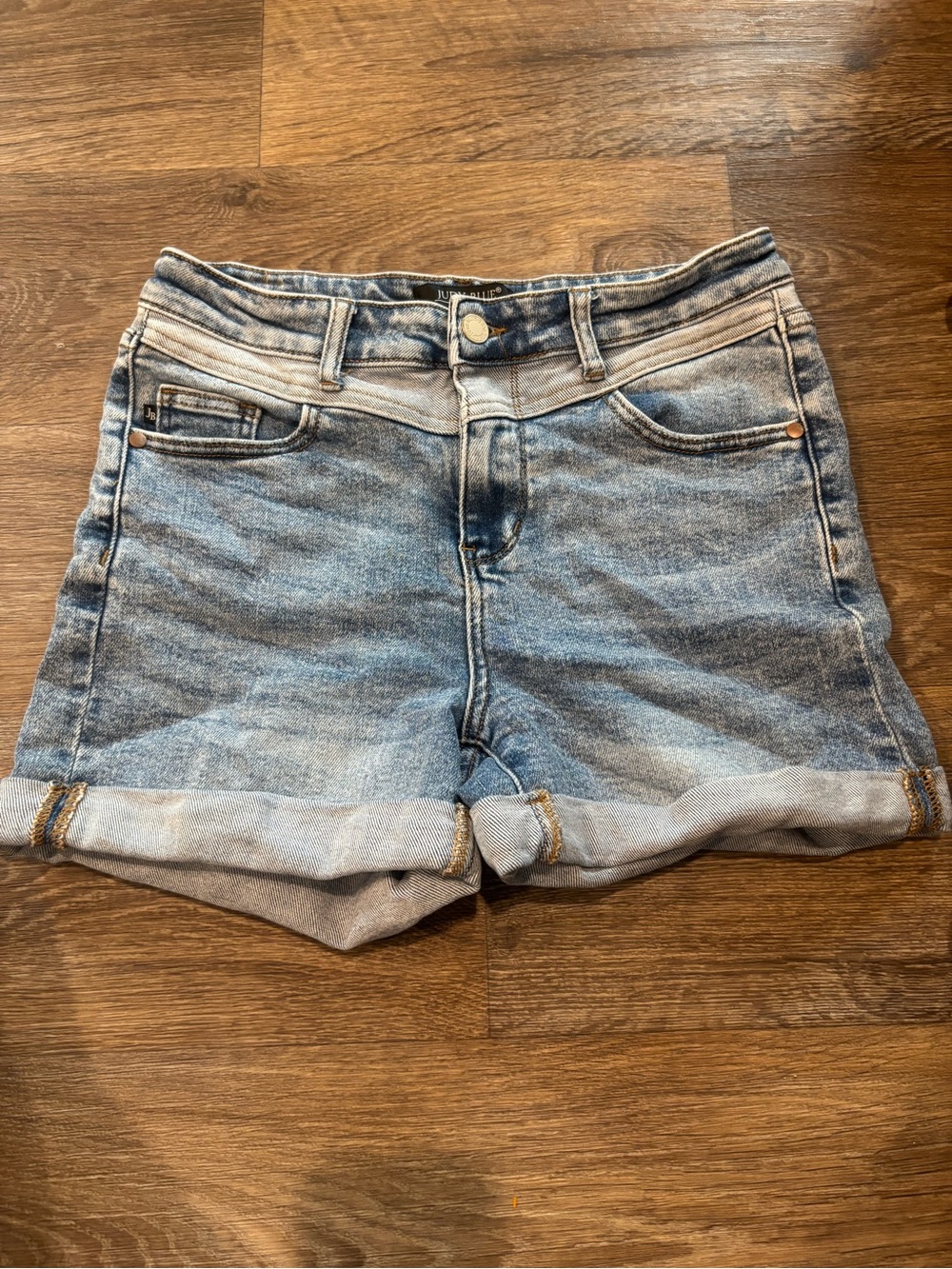 Judy Blue Two Tone High Rise Denim Shorts Cuffed Stretch Womens Medium